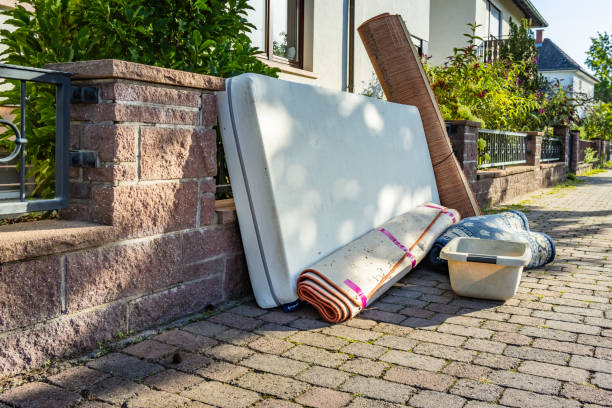 Best Attic Cleanout Services  in Mountain Green, UT